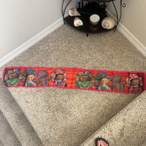 Oscar Munderik Mexican Dolls Scarf. NWT - Picture 8 of 9